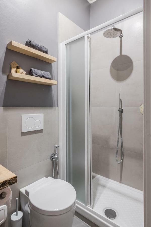 Interno 7 - Da Vale Bologna