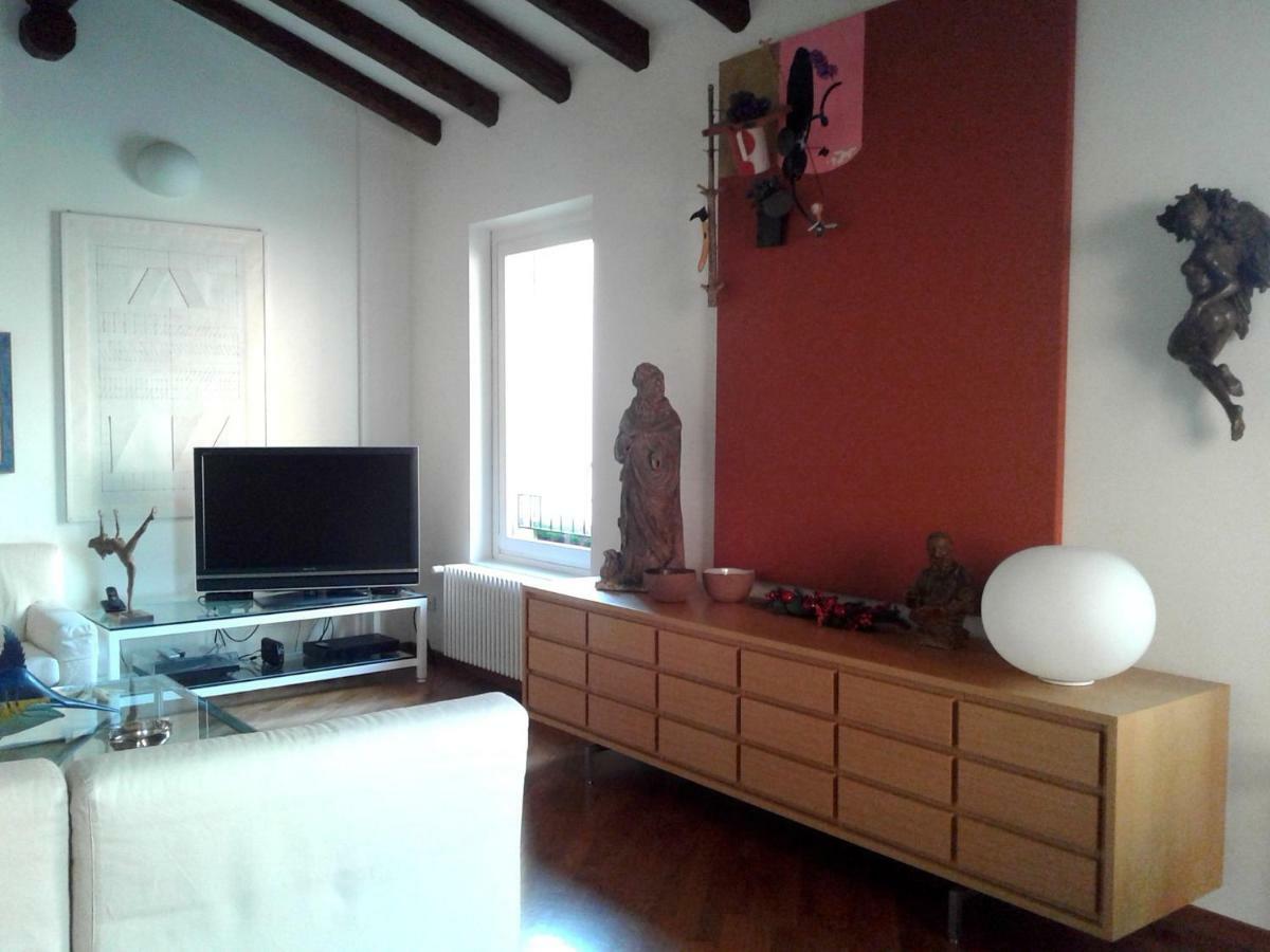 Griffoni 7 * Bologna