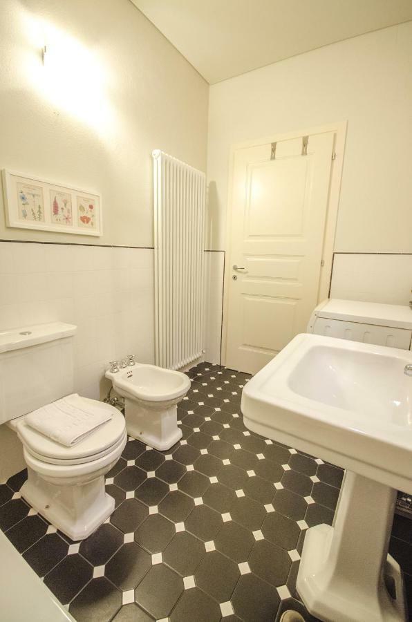 Azeglio Apartment, A Due Passi Da Piazza Maggiore *