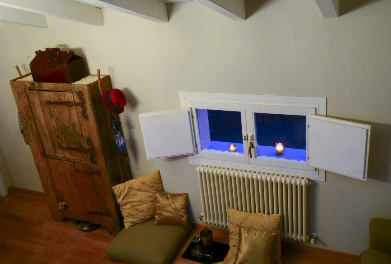 Mini Apartment *