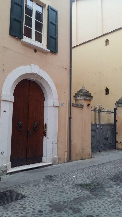 Mandria 1 2 Apartment