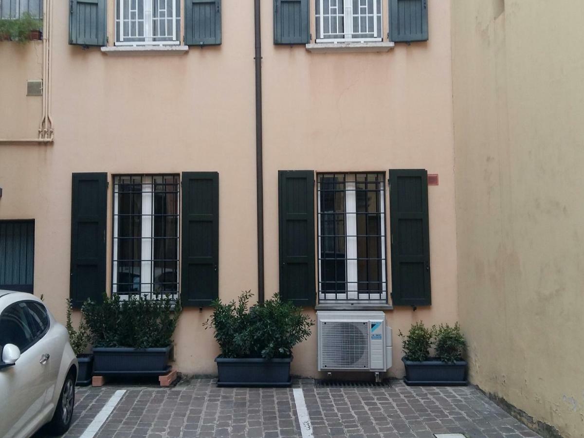 Mandria 1 2 Apartment Bologna
