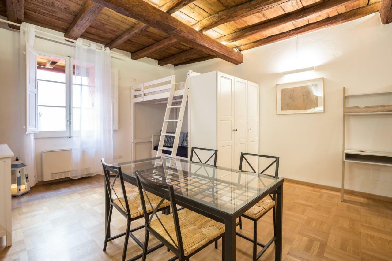 Palazzo Bocchi - The Place