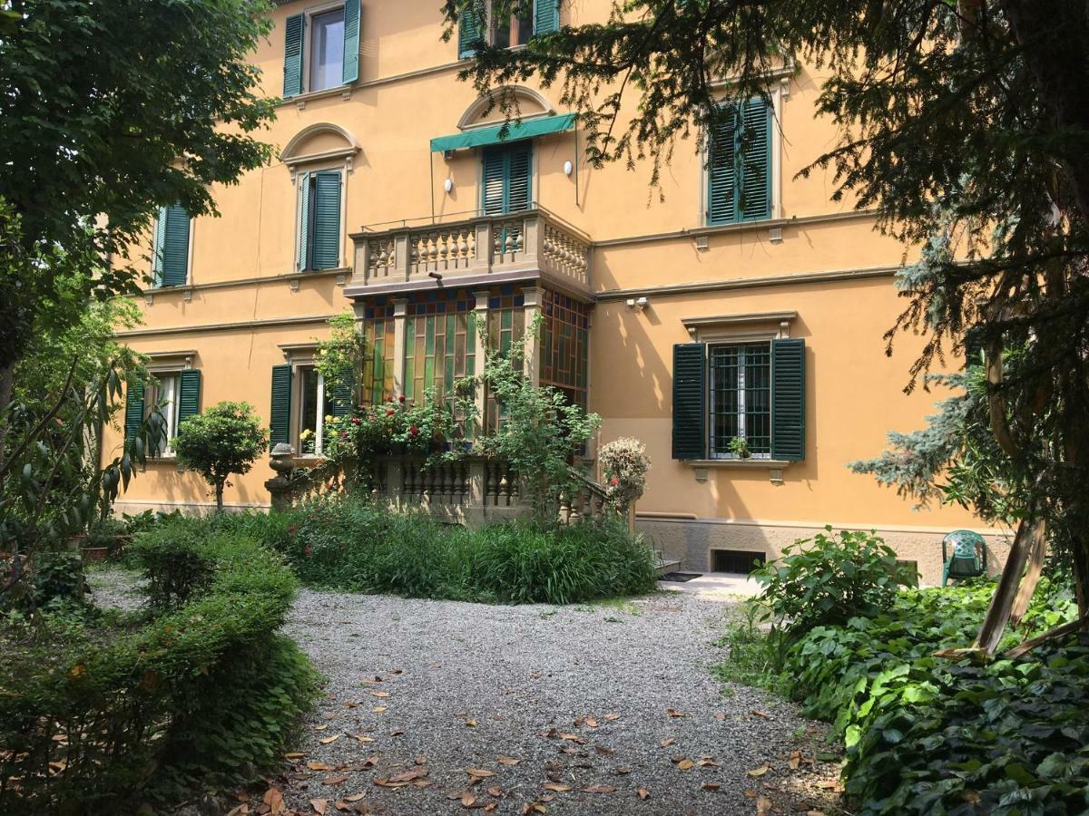 Chez Fratellini, Deluxe Flat With Garden & Parking Apartment *
