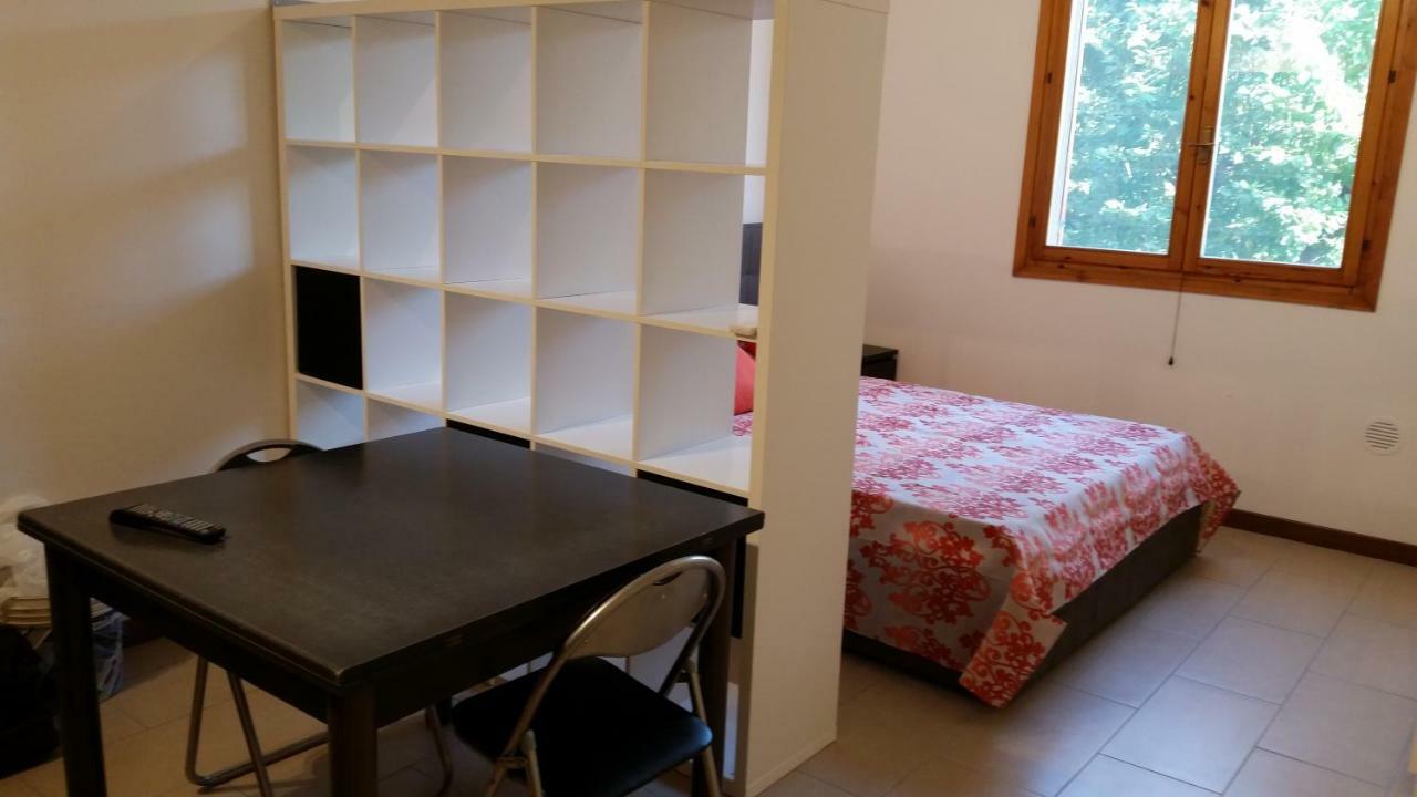 Studio Flat 111 Via Francesco Zanardi Holiday home *