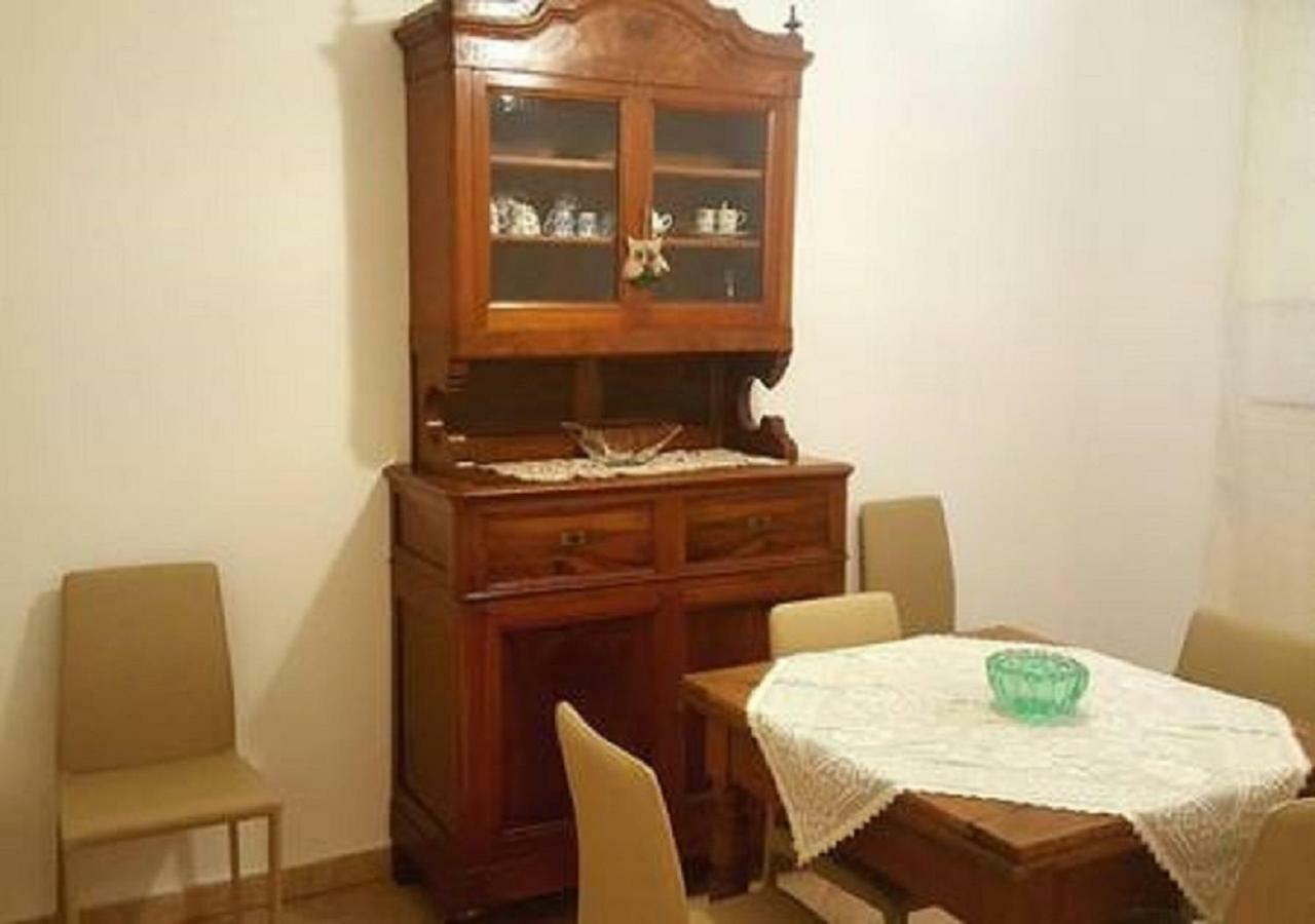 Apartment Golden House