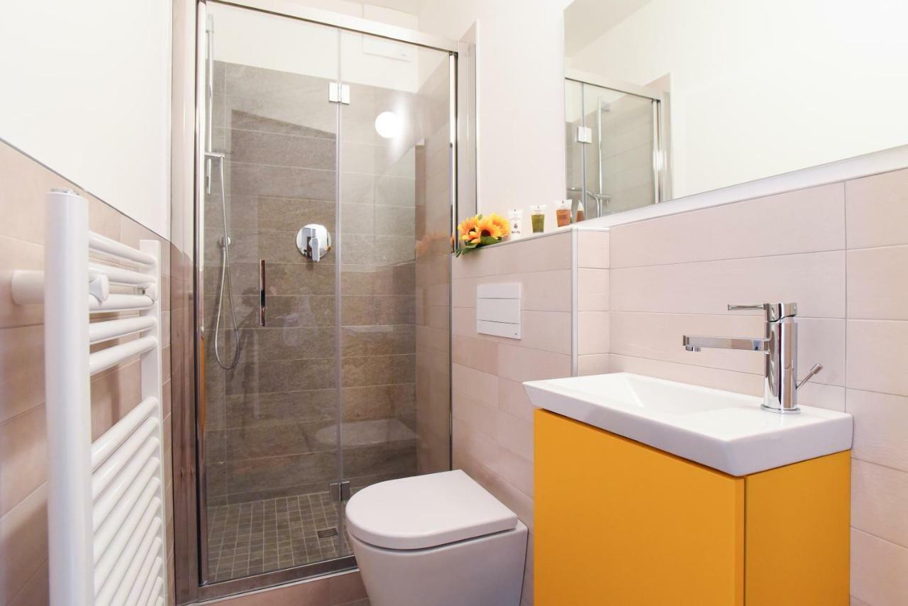 Flatinbo - Santo Stefano Apartment *