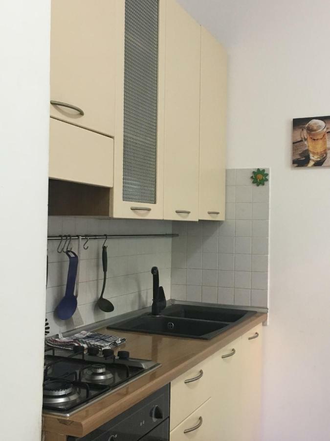 Corner Apartment *