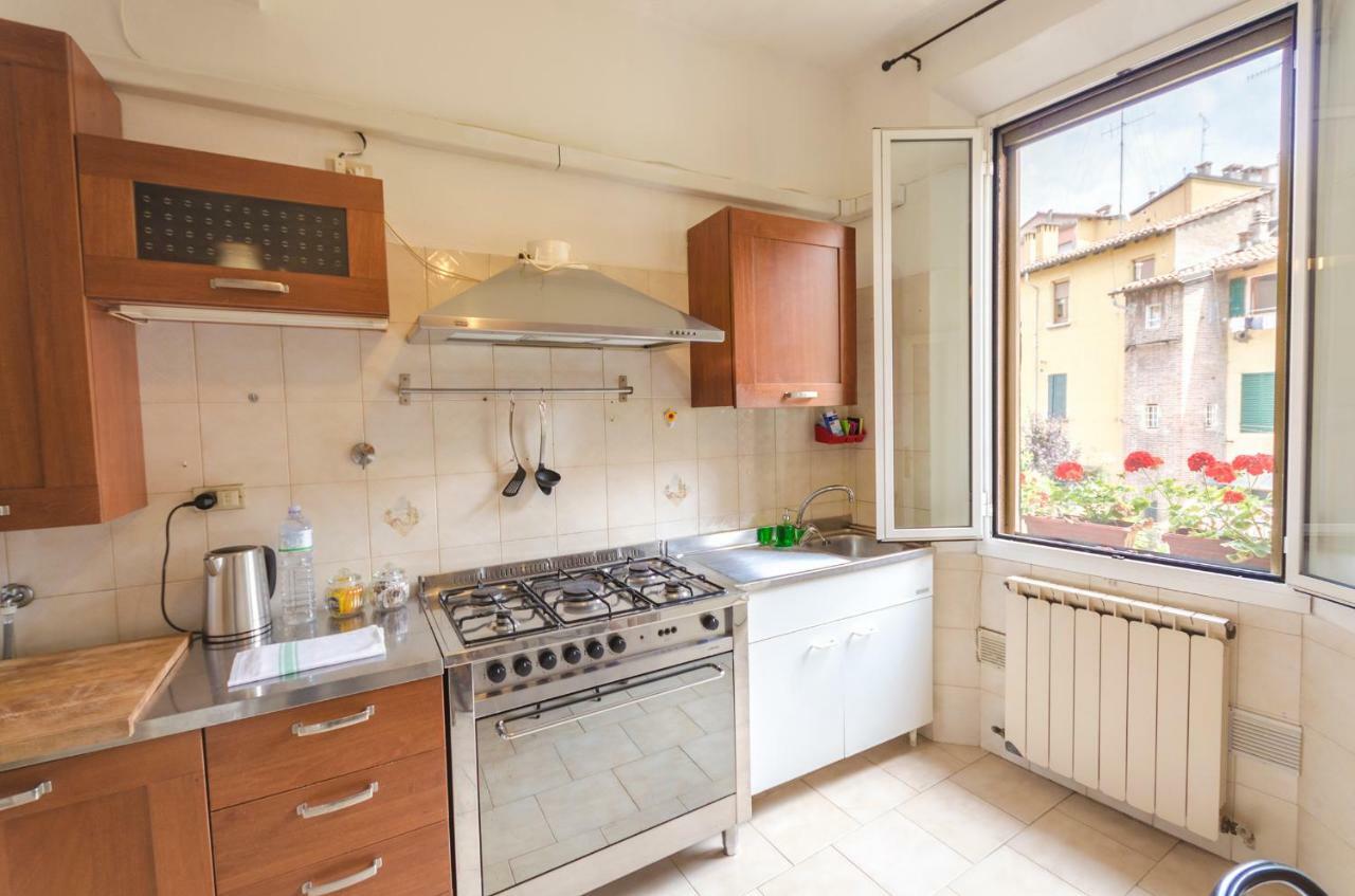 Moline Apartment *