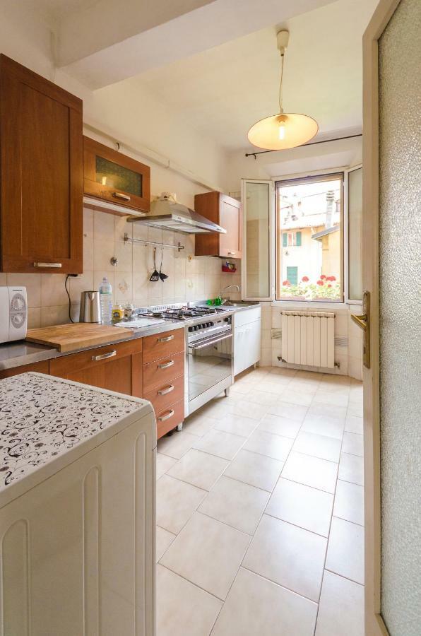 Moline Apartment *