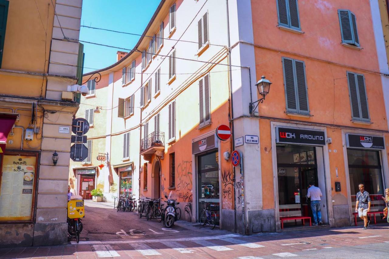 Juli's * Bologna