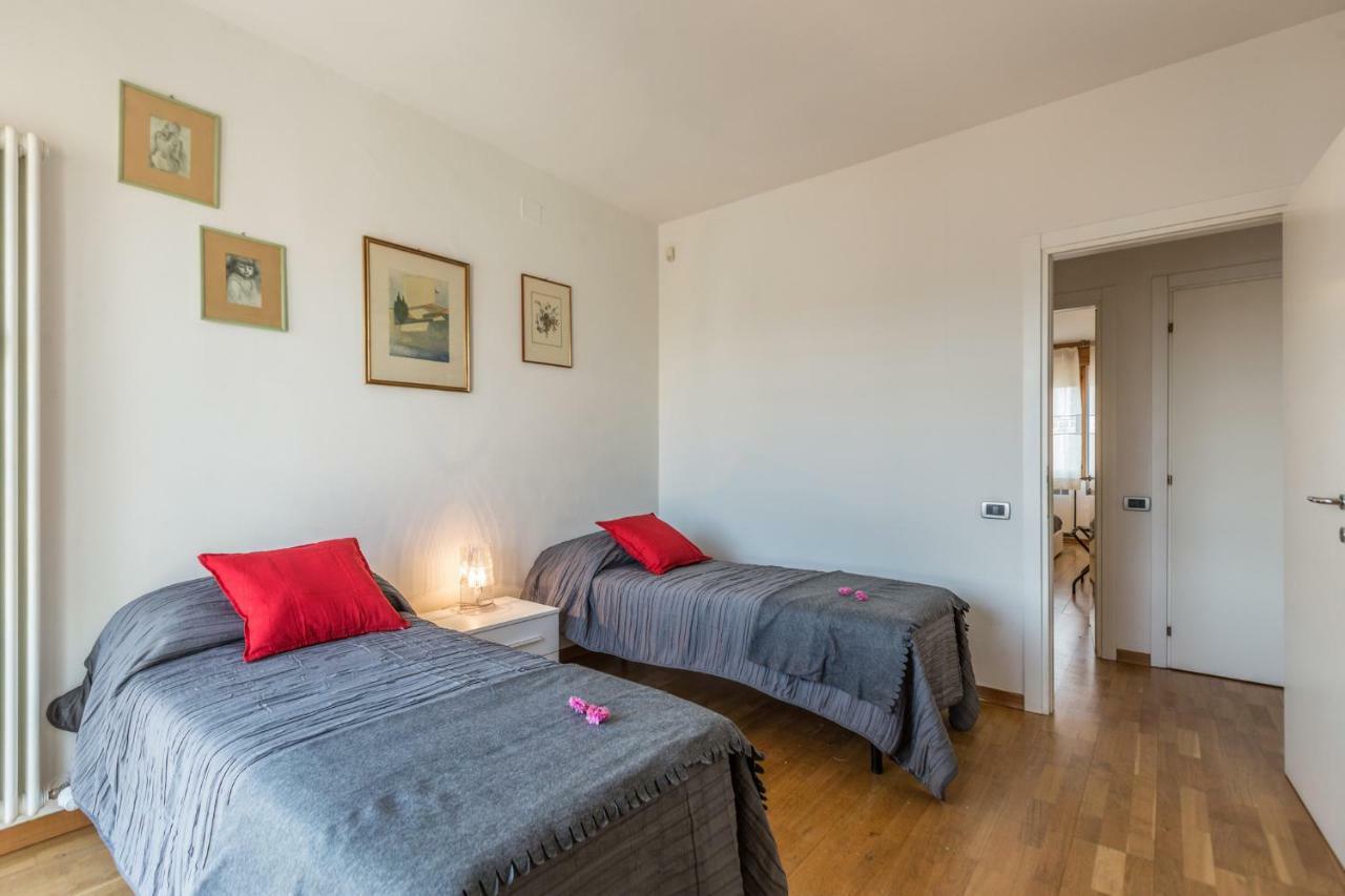 Nino The Place Bo Apartment *