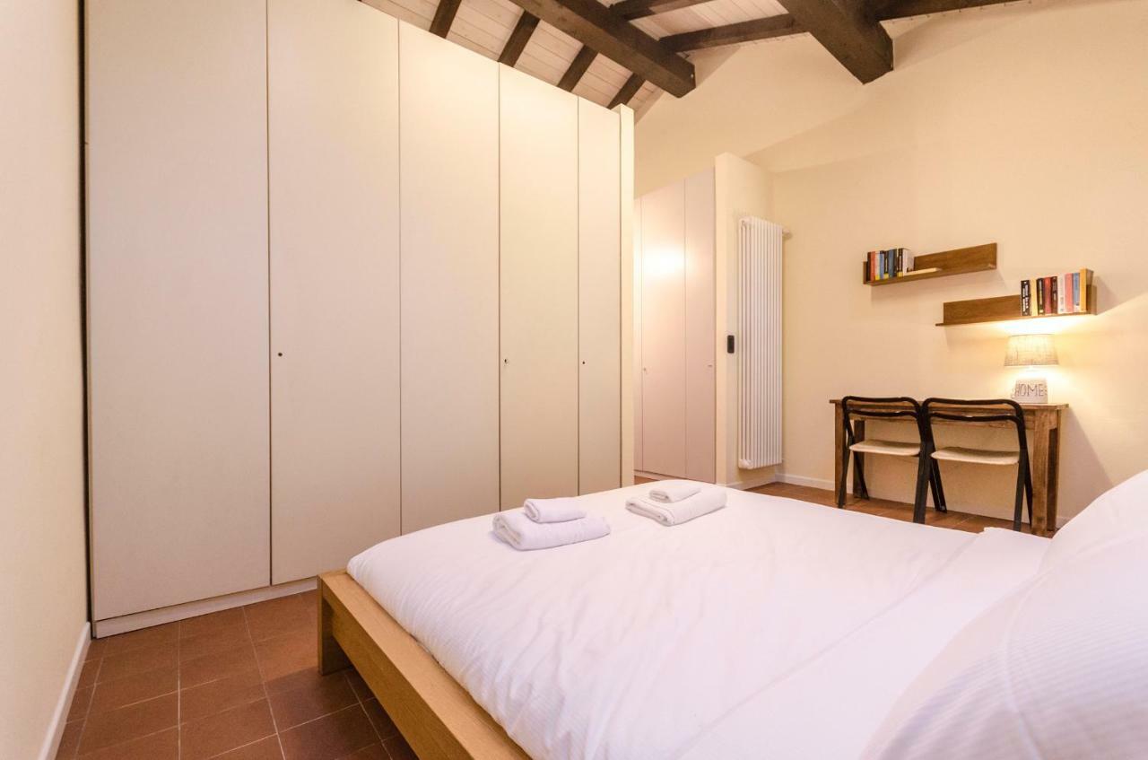 Apartamento Ca' Di Leo, Private Terrace In Historical Center Bolonha