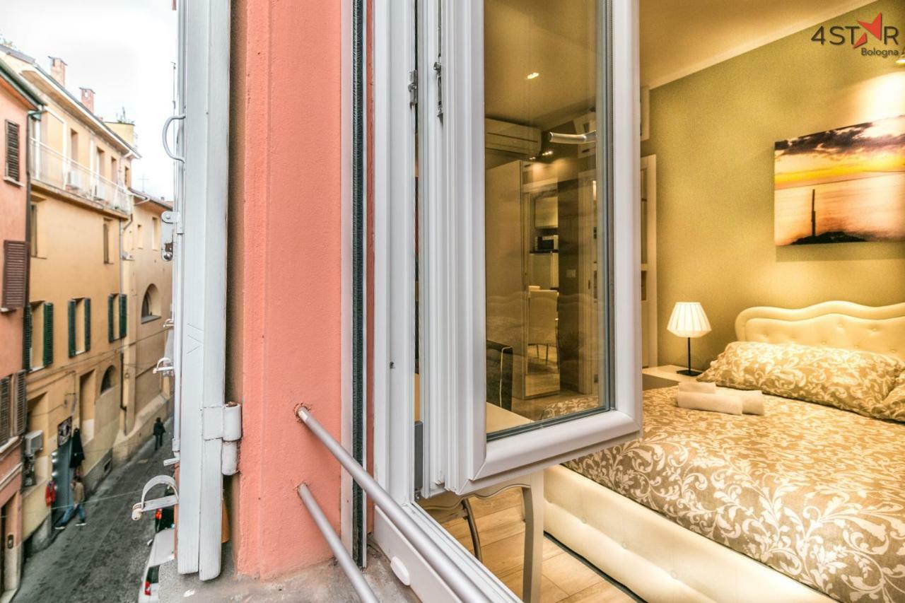 4 Star Two Towers Apartment