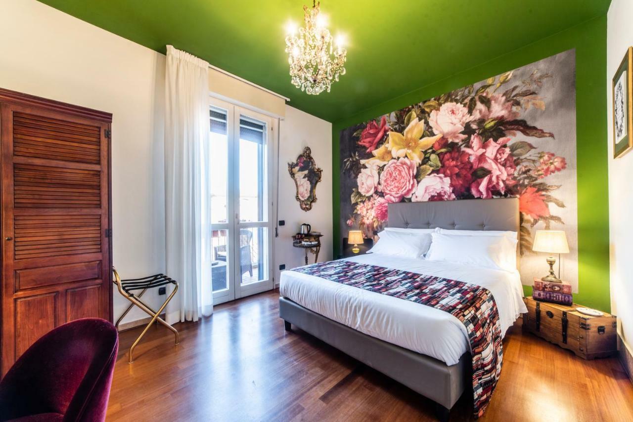 Biblio Guest house *