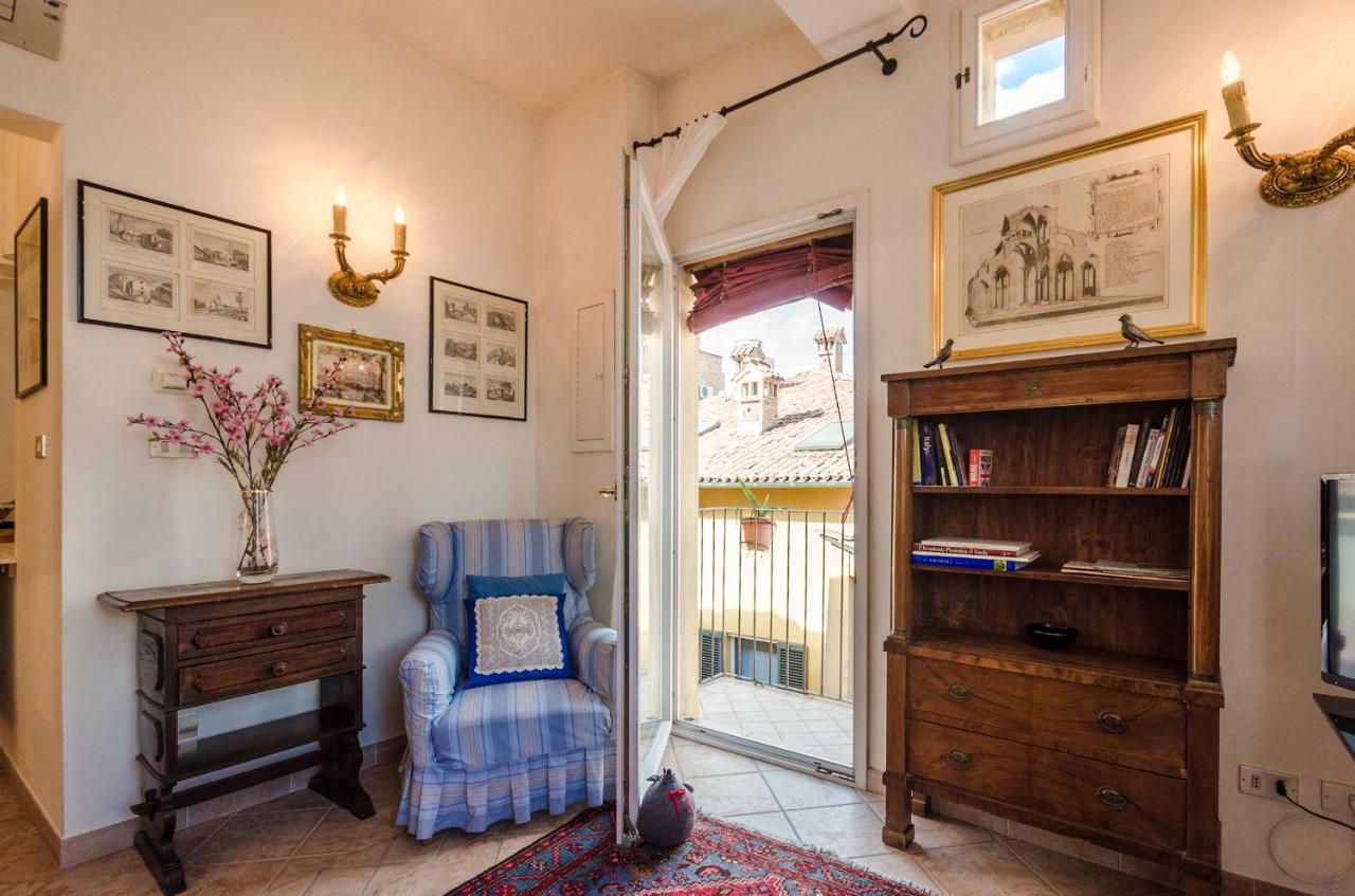 Apartment Lupari Apartment, Palazzo Storico Sotto Le Due Torri *