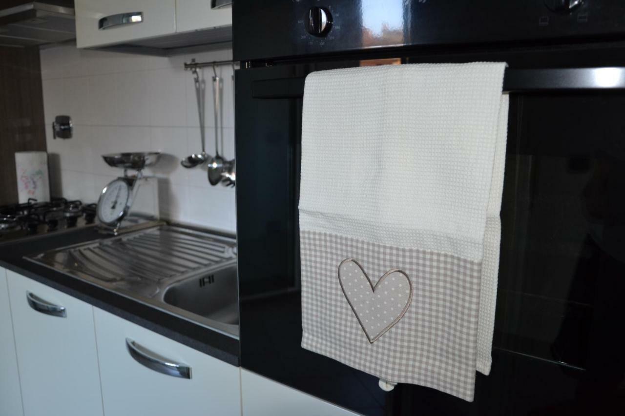 Apt. Acacia - Zona Ospedale Sant'orsola E Fiera Bed & Breakfast *