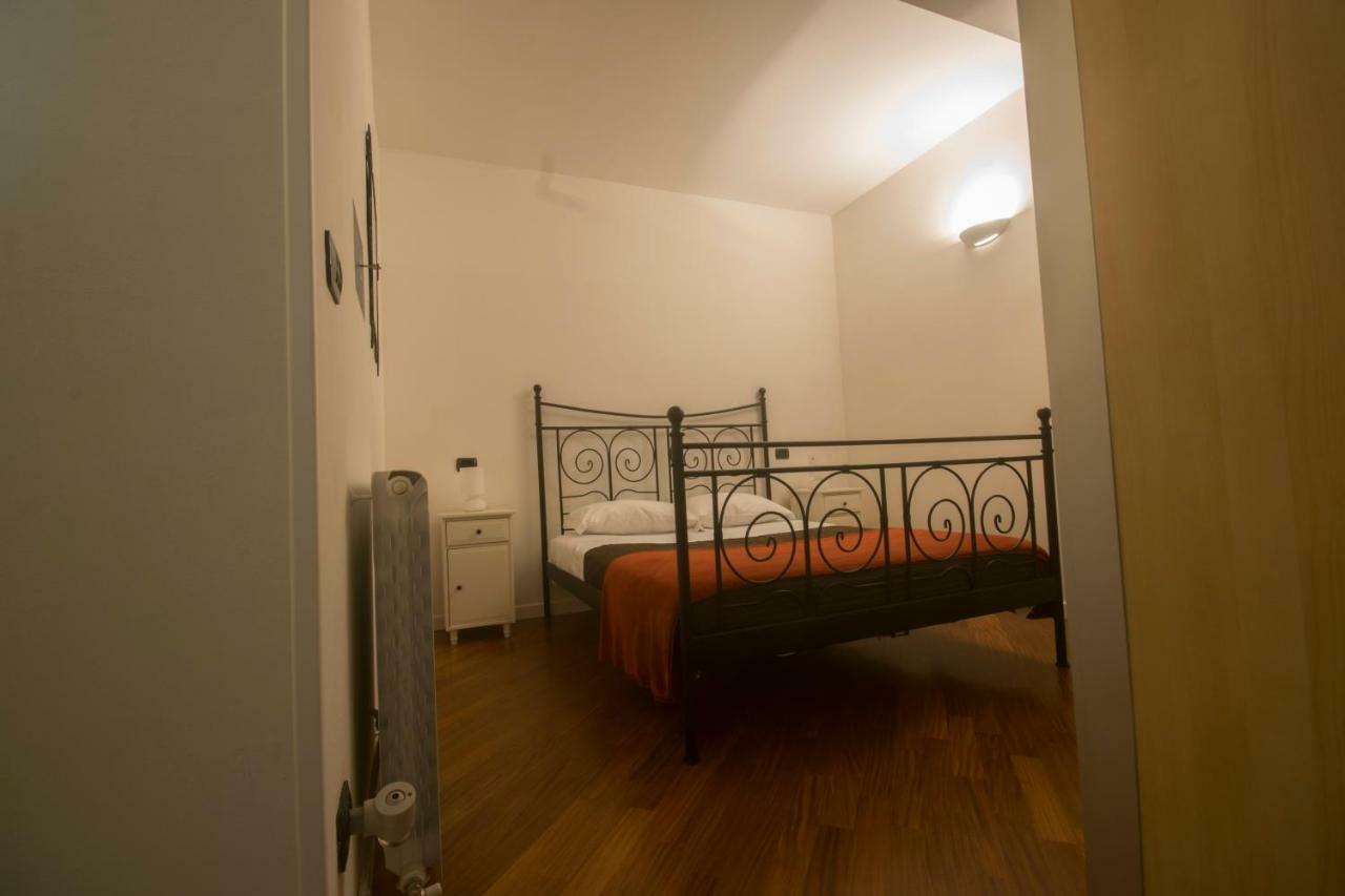 Del Borgo - -