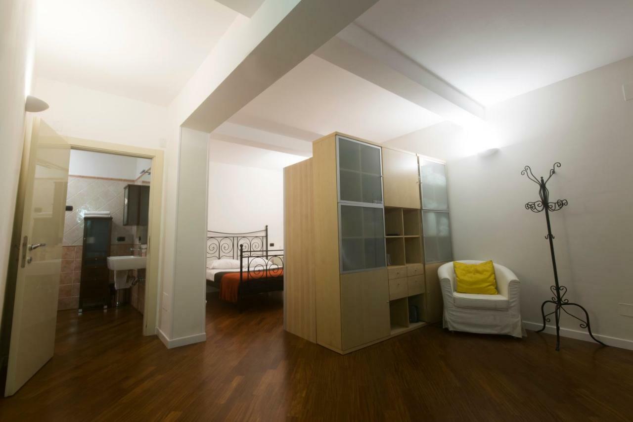 Del Borgo - - Bed & Breakfast Bologna
