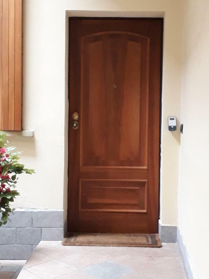 Del Borgo - - *