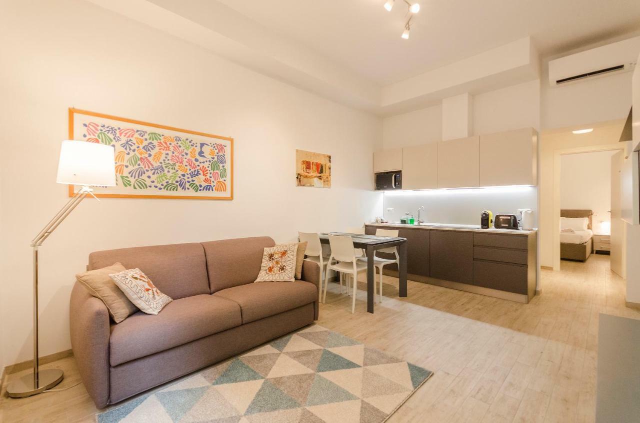 Colonna Bologna, Under The Two Towers Apartment