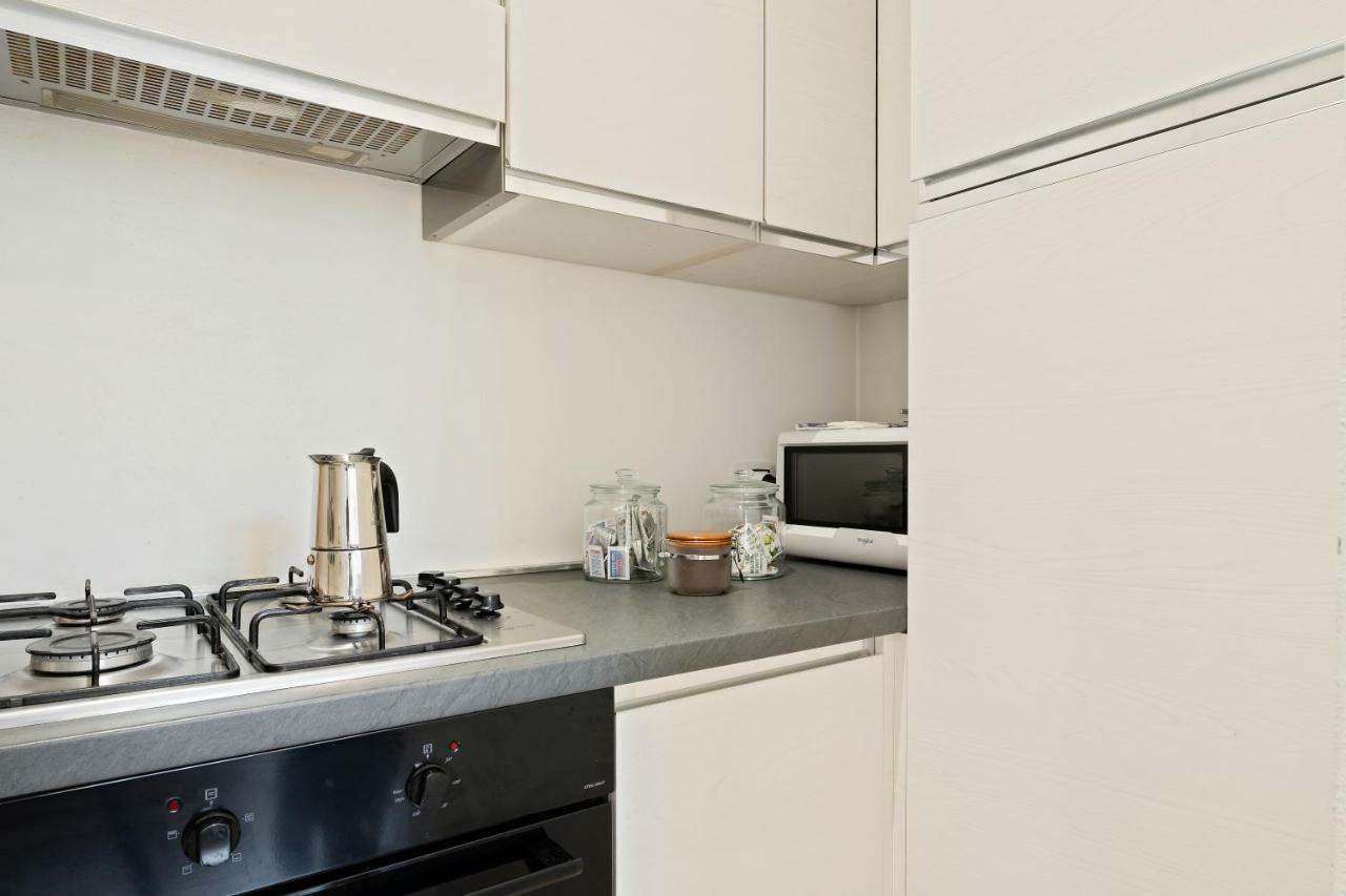 Airport Apartment