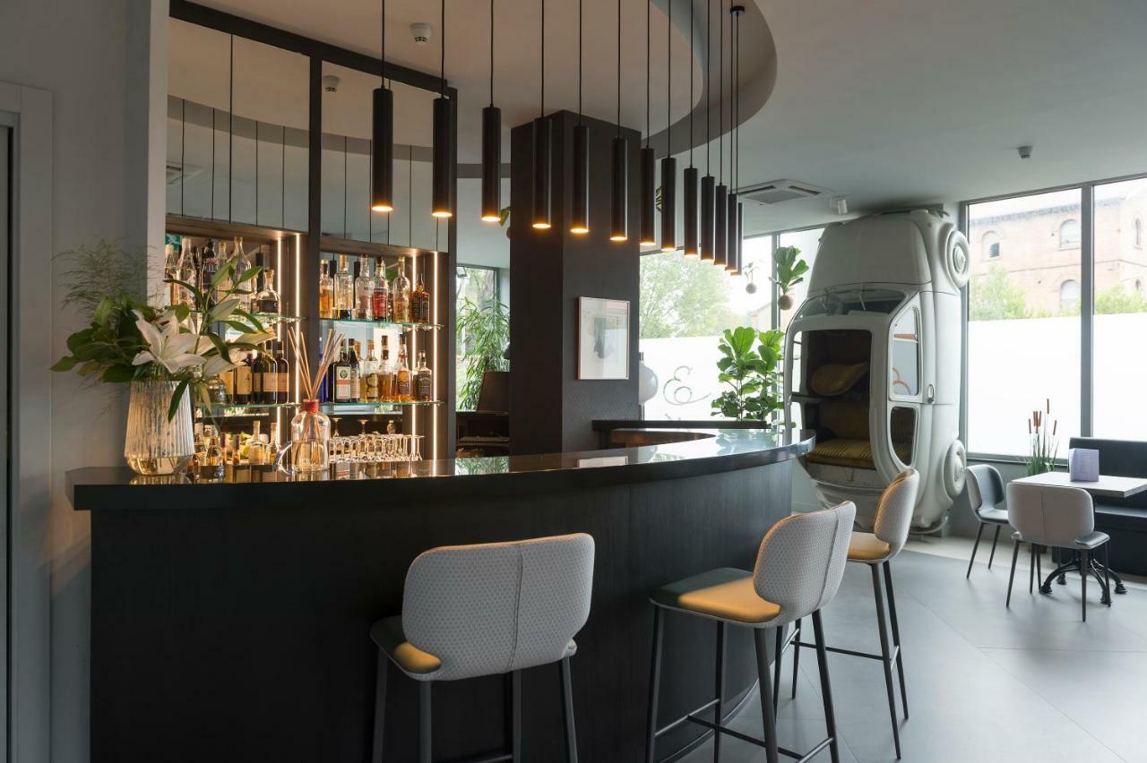 Elizabeth Lifestyle Bologna
