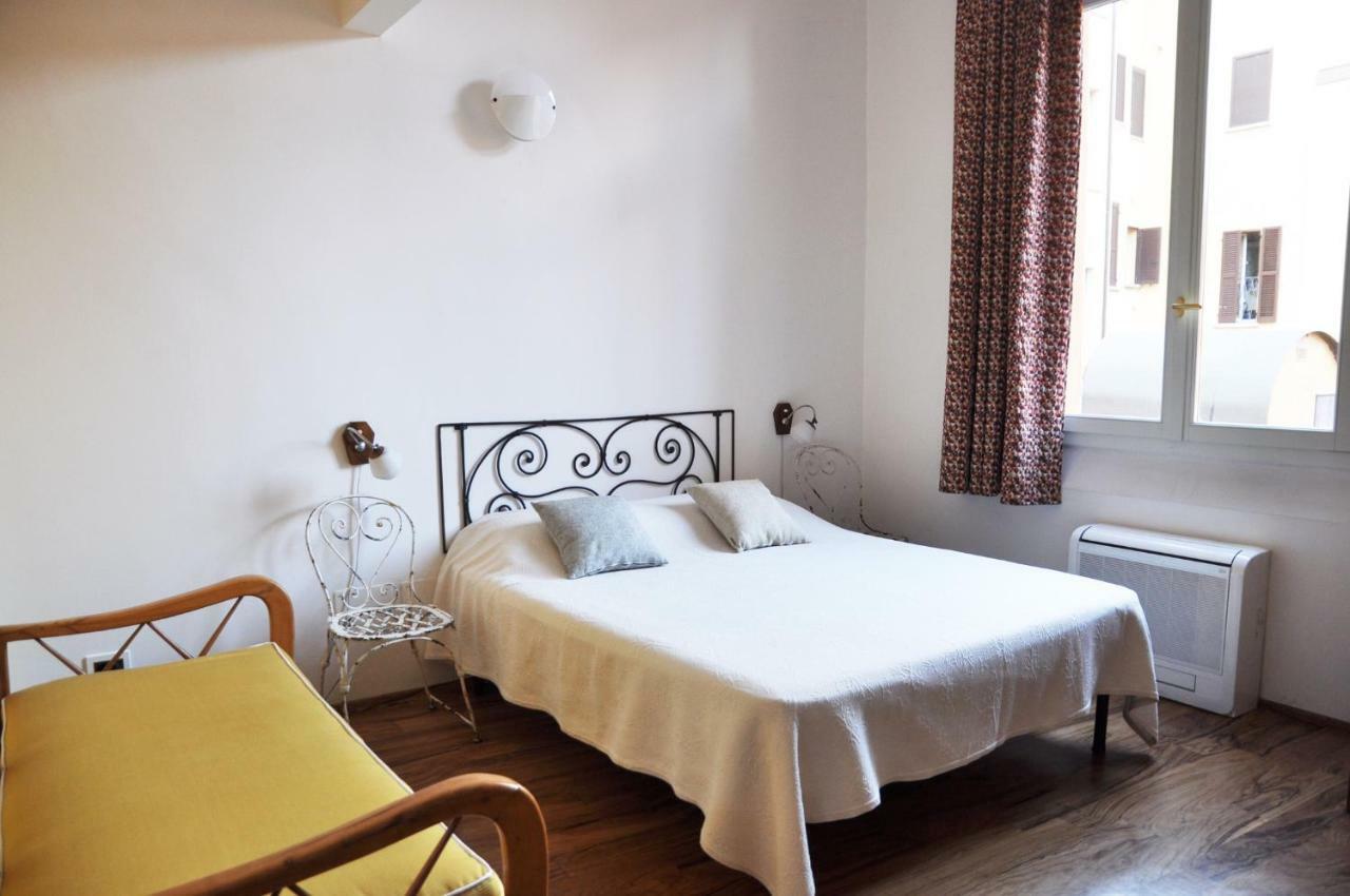 Bed & Breakfast Red Sofa Bologna