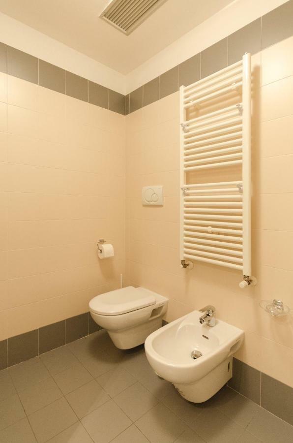 Apartment Emilio Bologna