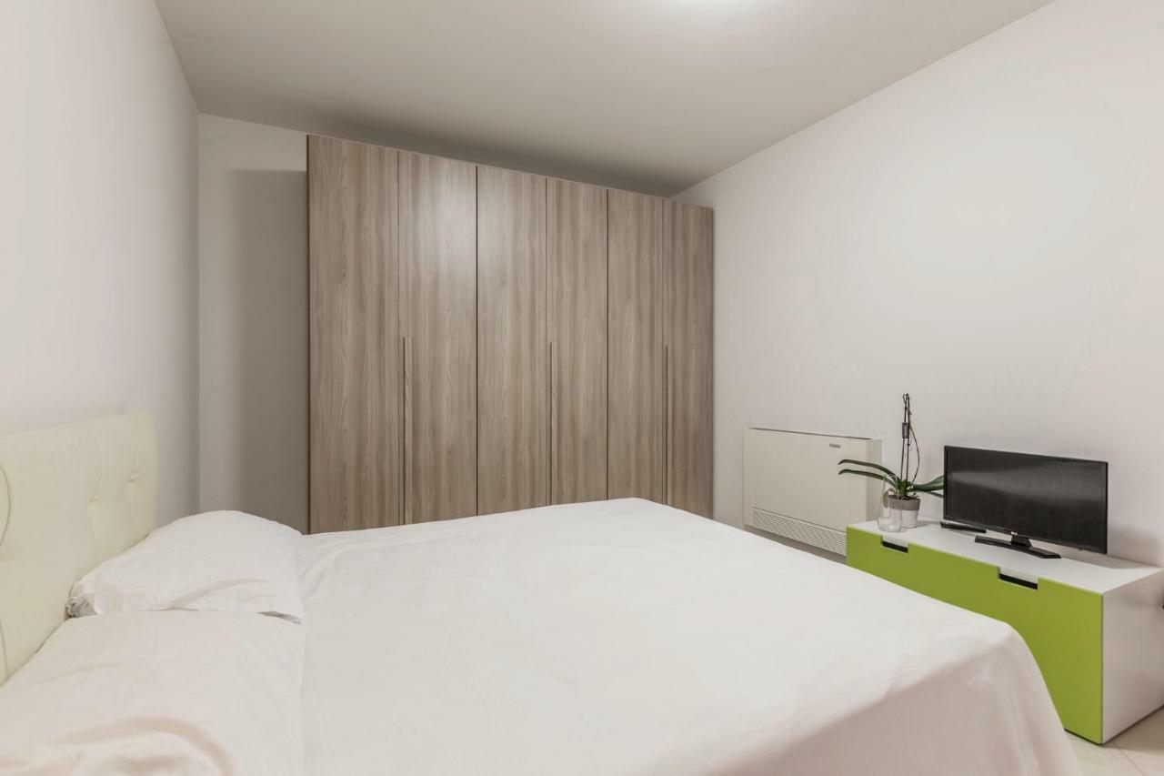 Apartment Freud 8, By Short Holidays