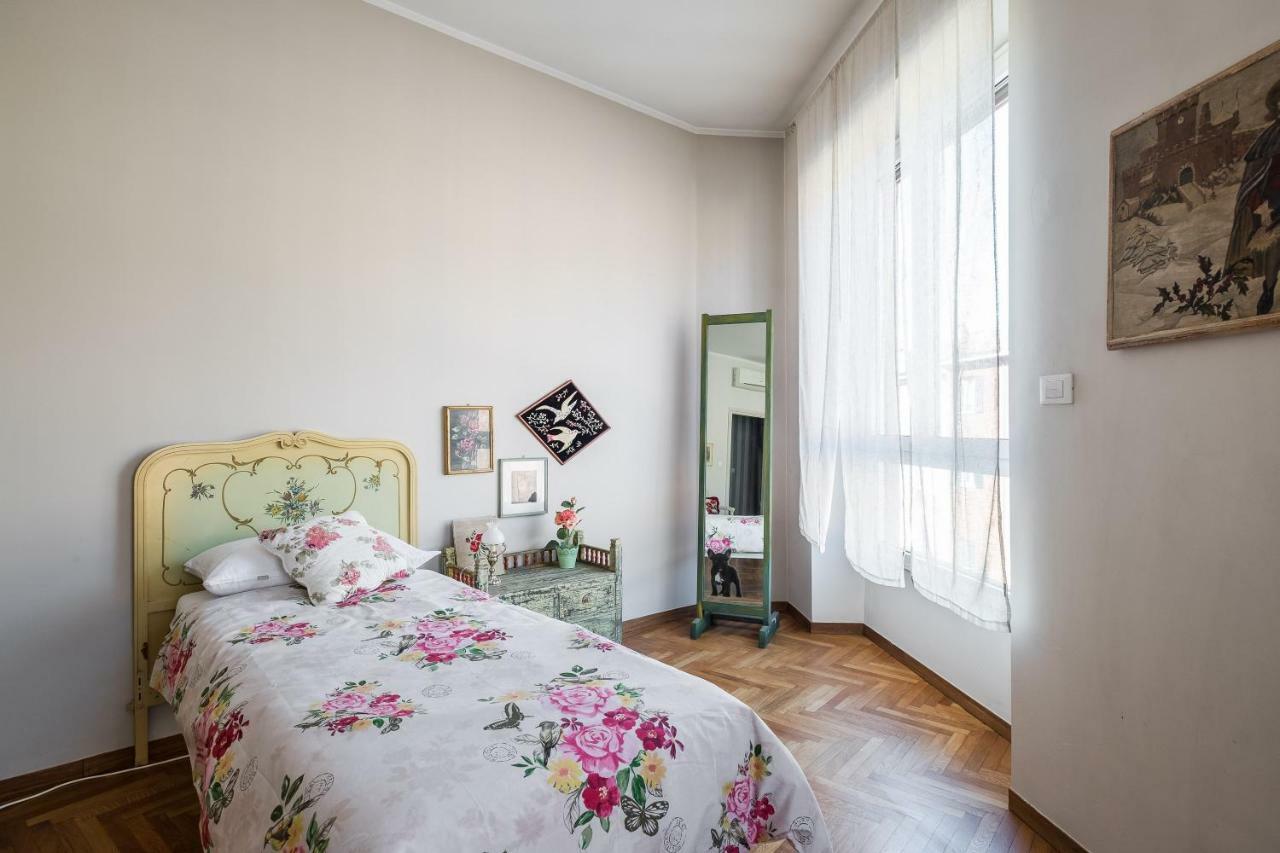 La Casa Dei Fiori Apartment *