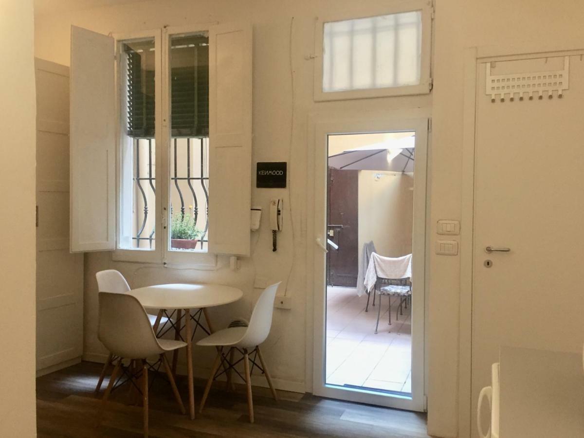 Apartment Portici Di Via Piella Bologna