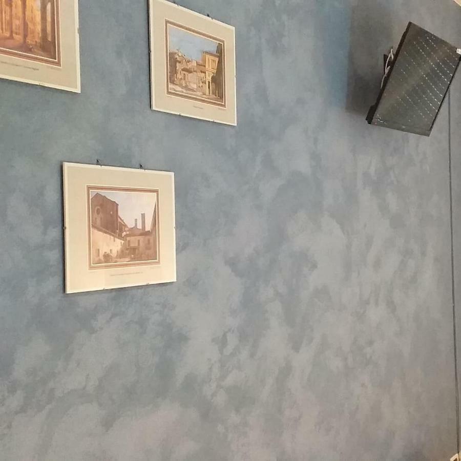 Acomodação com café da manhã  San Vitale 2*