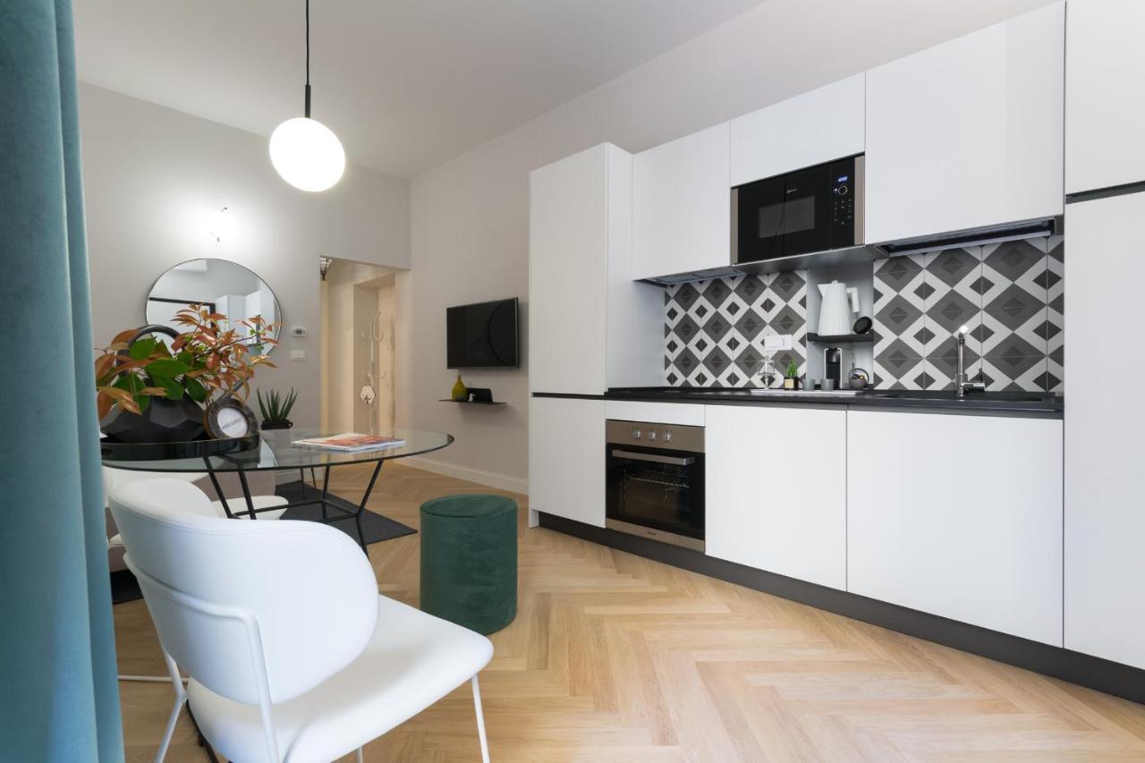 Sphera Bologna, Design Under The Two Towers Apartment
