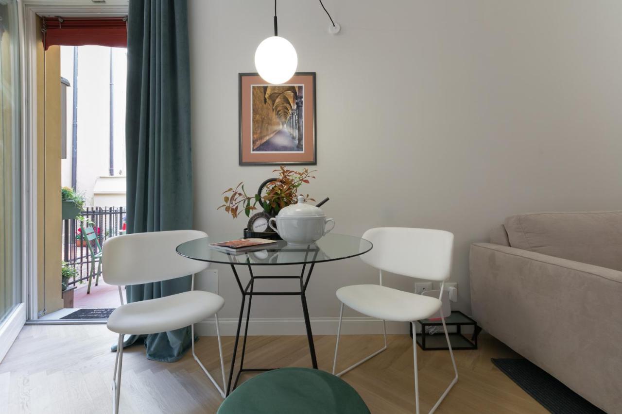 Sphera Bologna, Design Under The Two Towers Apartment