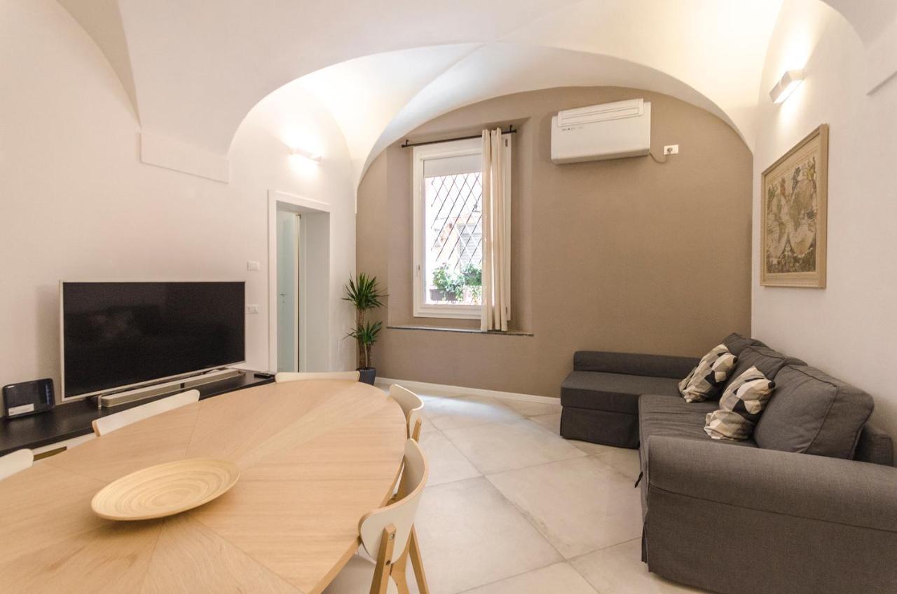 Apartment Cartoleria Suite: Spazioso, Moderno E *