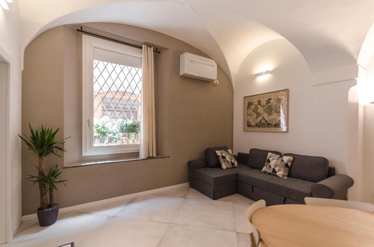 Cartoleria Suite: Spazioso, Moderno E Apartment Bologna