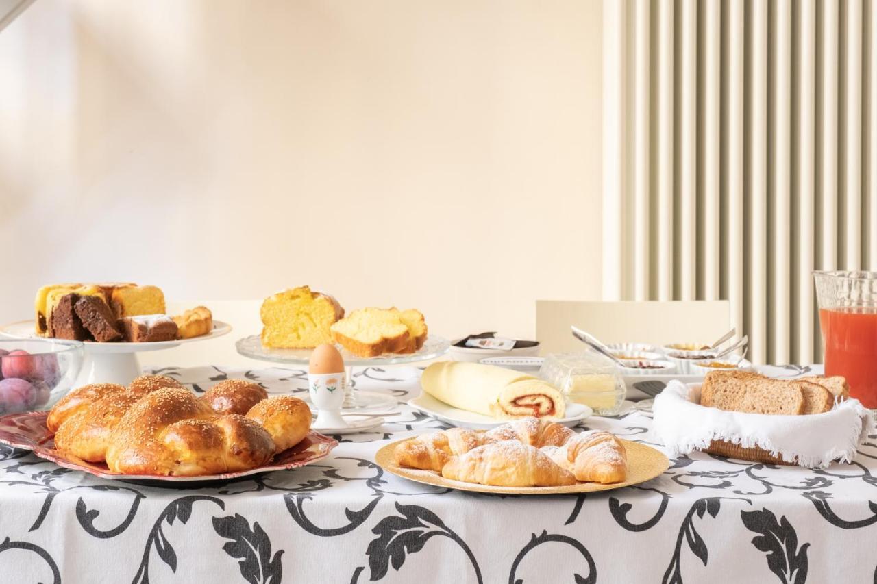 Acomodação com café da manhã  Casa Ilaria 3*