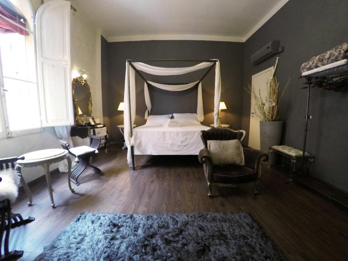 Les Chambres De Amelie Bed & Breakfast