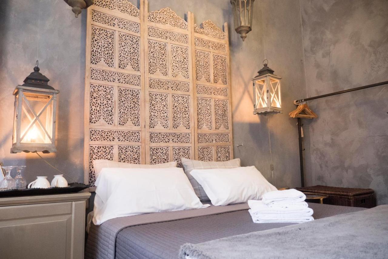 Les Chambres De Amelie Bed & Breakfast *