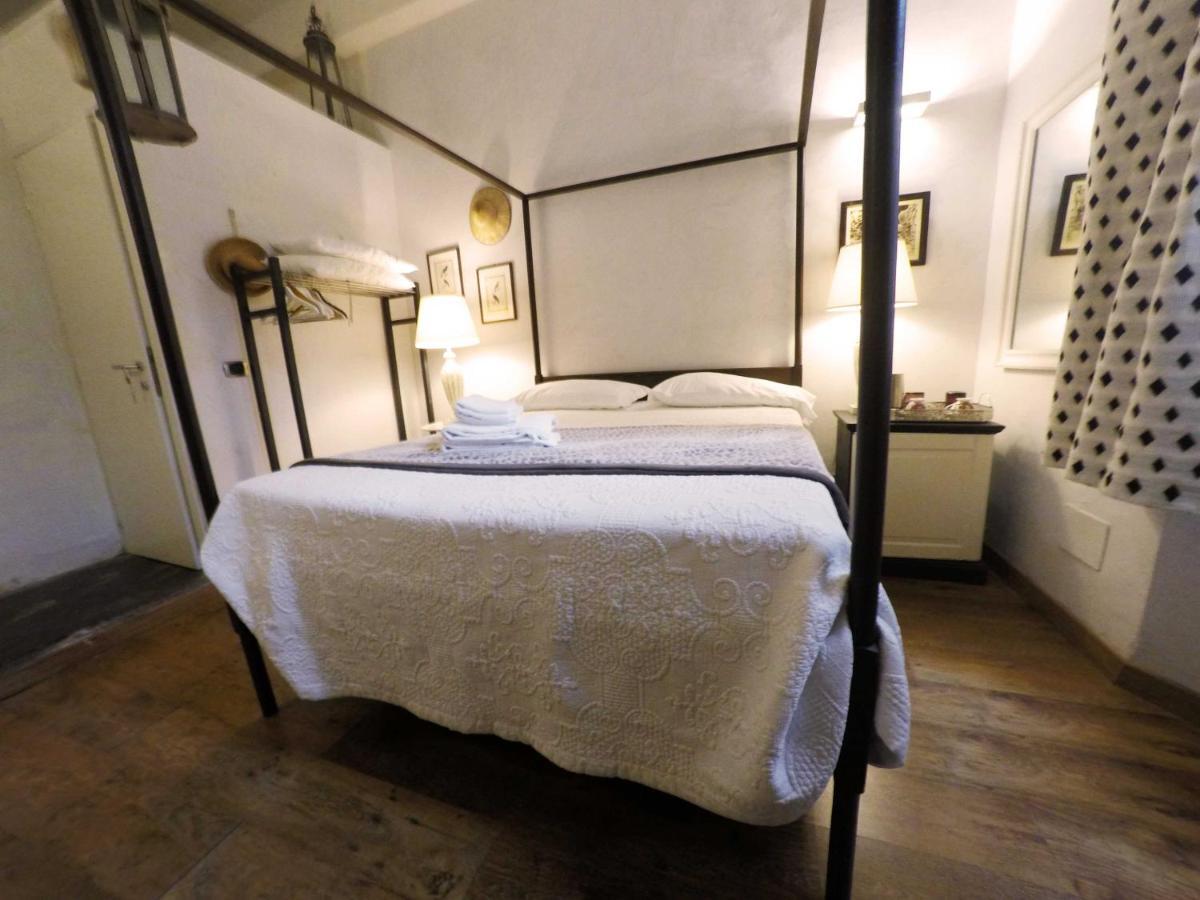 Les Chambres De Amelie Bed & Breakfast *