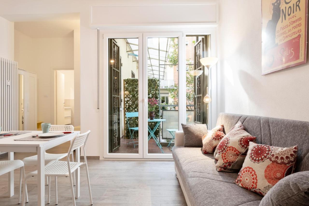 Giardini Margherita Monolocale Con Balcone *