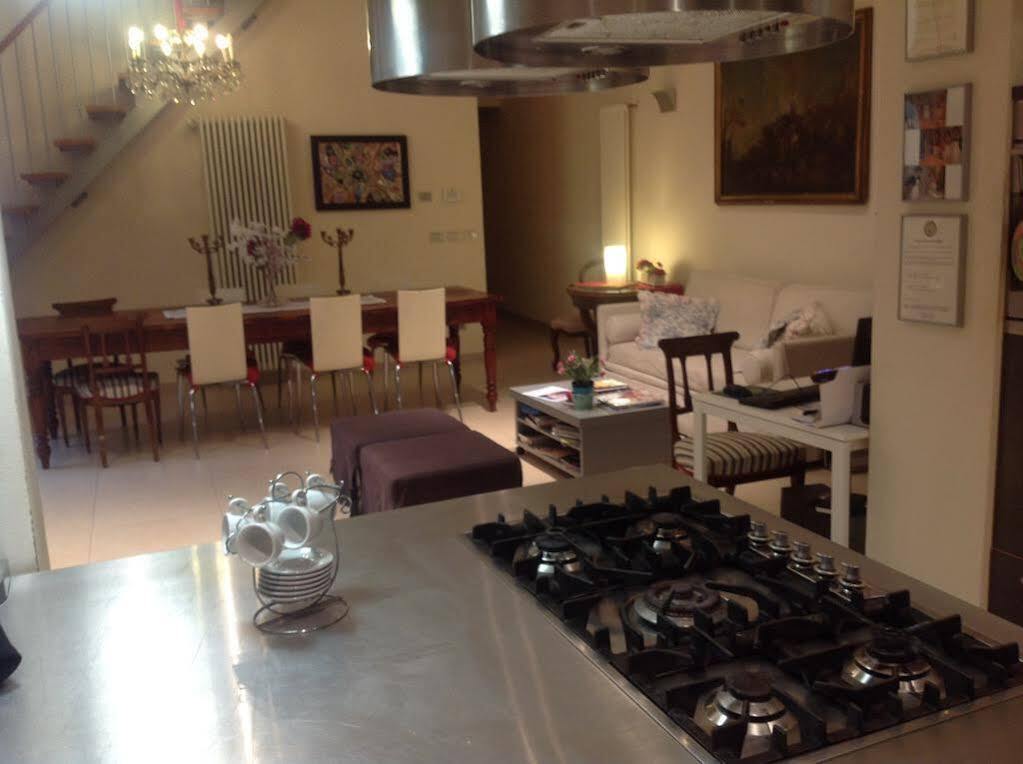 Acomodação com café da manhã  Casa Ilaria 3*