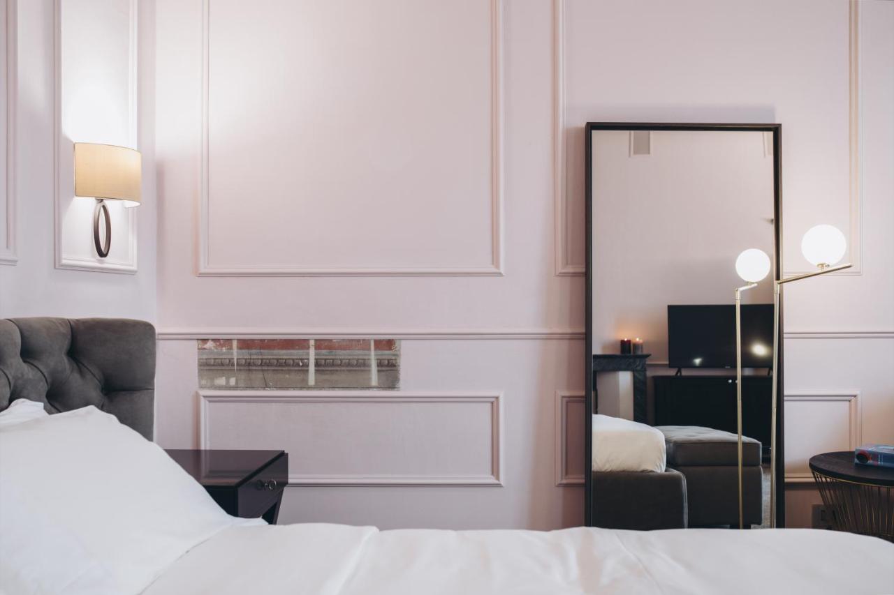 Affittacamere Gregorini Bingham Art Luxury 2*
