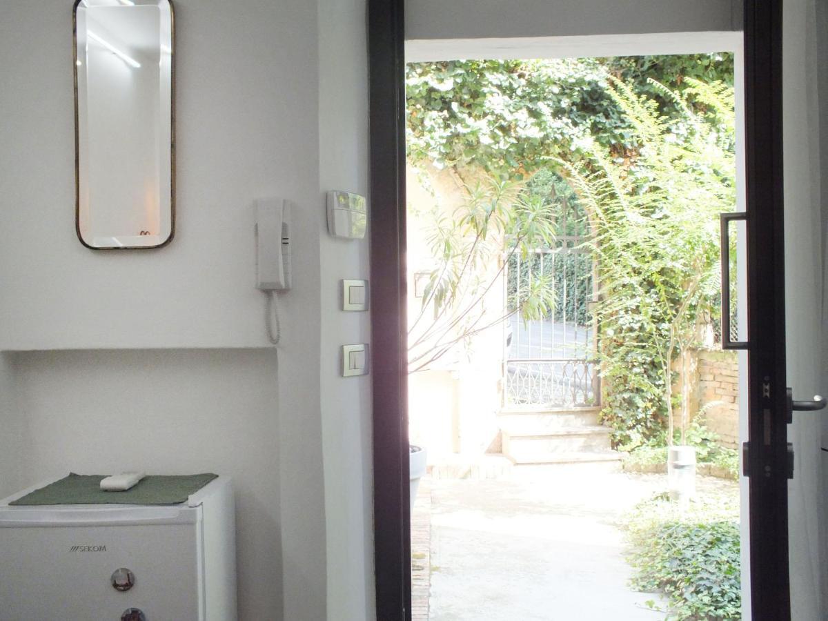 Loft Garden In Bologna's Heart Ospedale Rizzoli Appartement