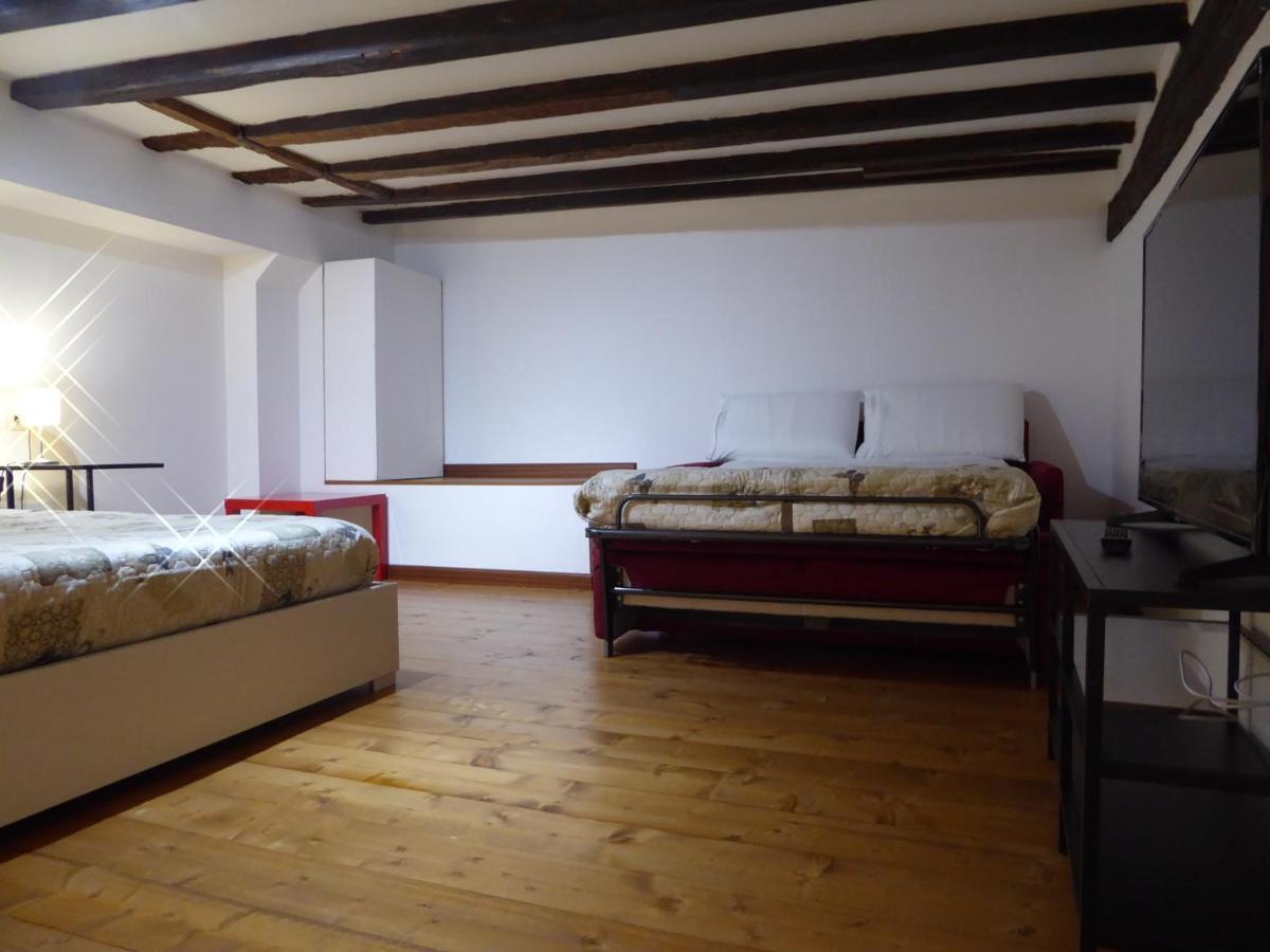 Apartment Giudei House