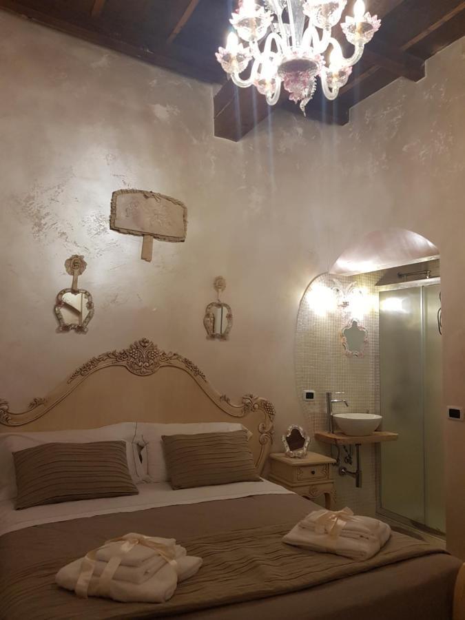 Stella Del Mar S.stefano 2* Bologna