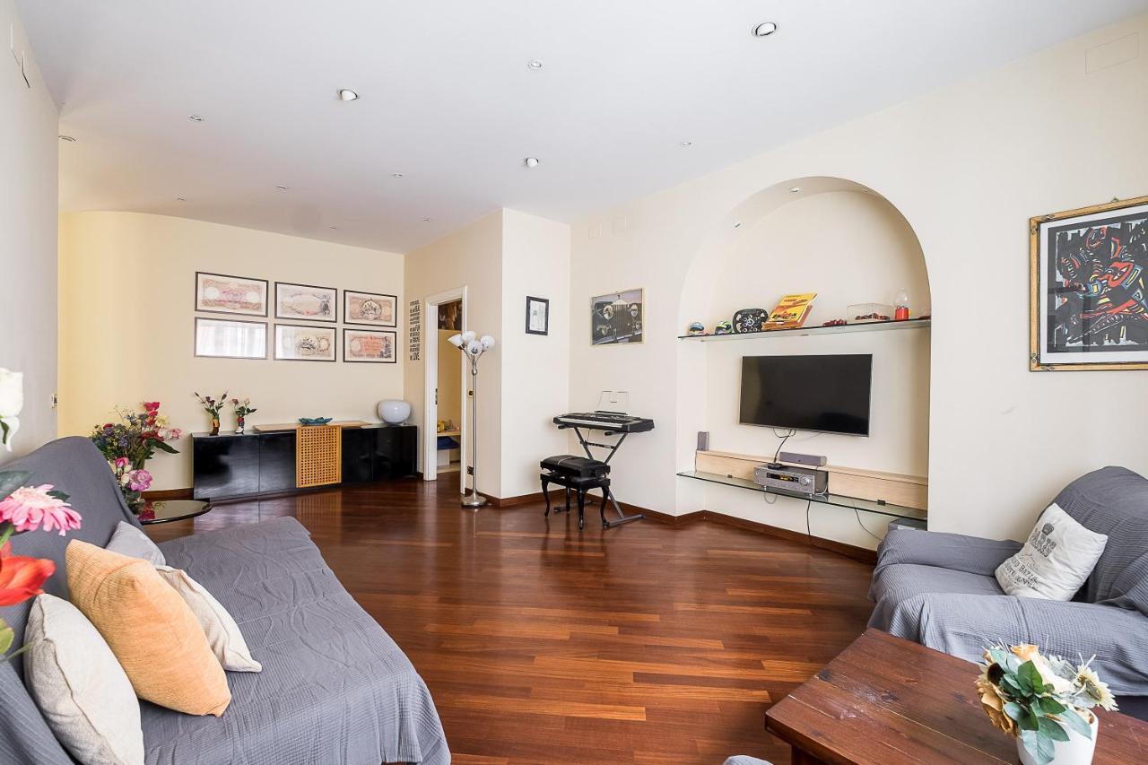 Apartment L'arco E La Curva:come A Casa Nel Cuore Di Bologna