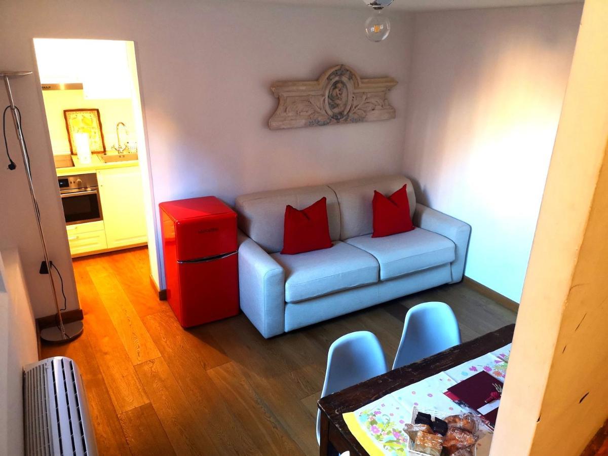 Historical And Luxury Apartment *