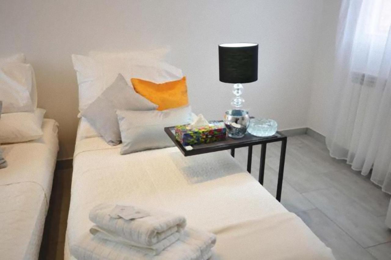 3-tourist House Bologna-mansarda - Self Check-in Apartment Bologna